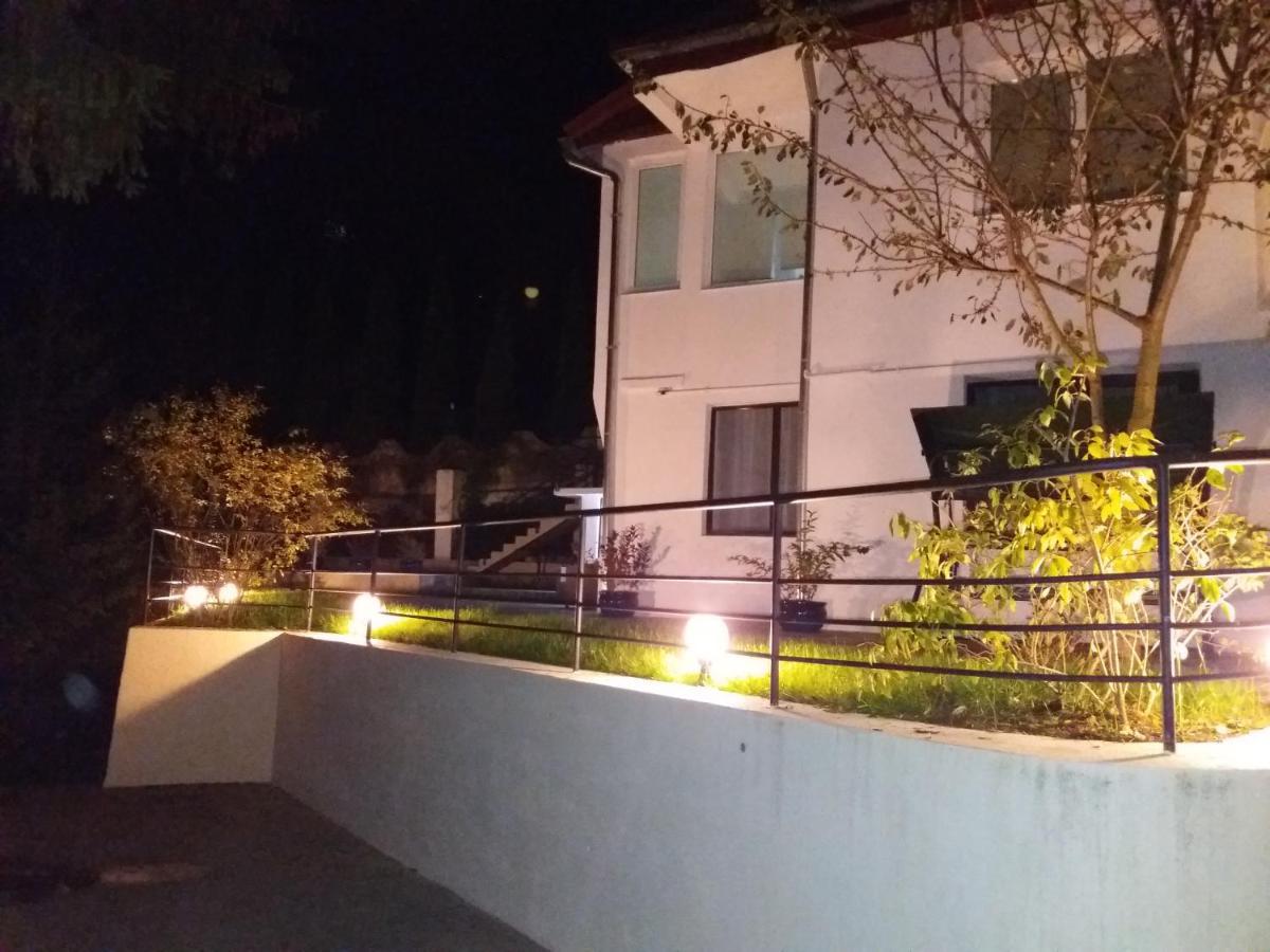 Spirii House Apartamento Braşov Exterior foto